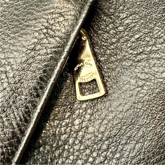 Coach | Isabelle Hobo Bag - Picture 8 of 12